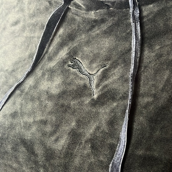 Puma Black Velour Hoodie 1X - Picture 3 of 7
